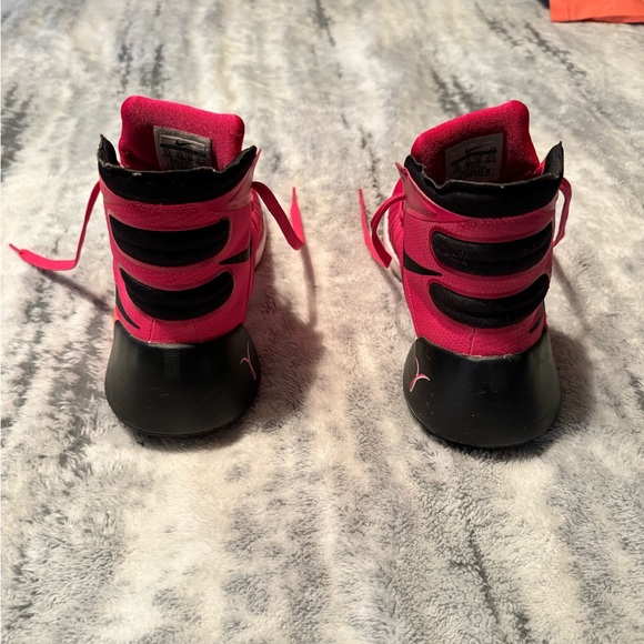 2015 HyperDunks - Picture 2 of 4